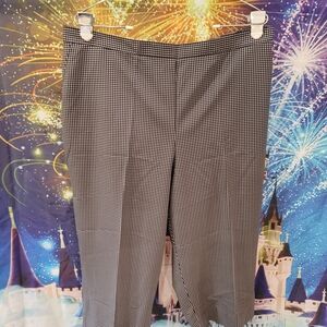 Alfred Dunner Black & White Micro-Check Capri Pants